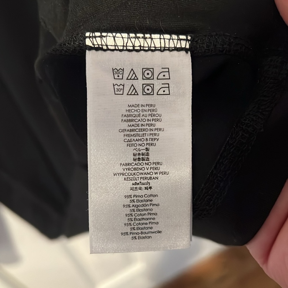 Michael Kors Men’ Lightweight half zipper (Gently Use) #509 - Picture 5 of 5